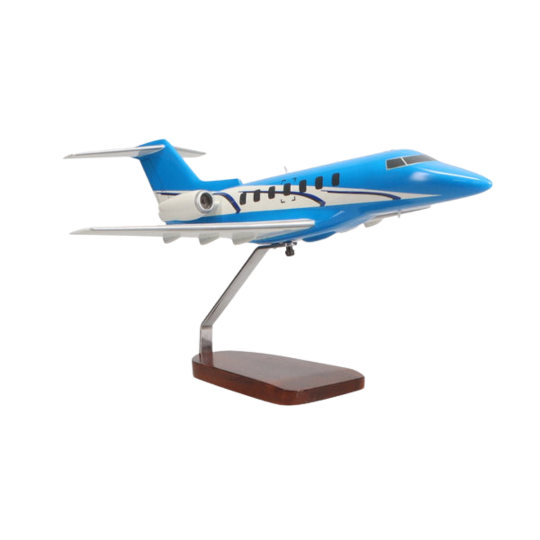 PILATUS PC-24 EDICIÓN LIMITADA MODELO GRANDE DE CAOBA