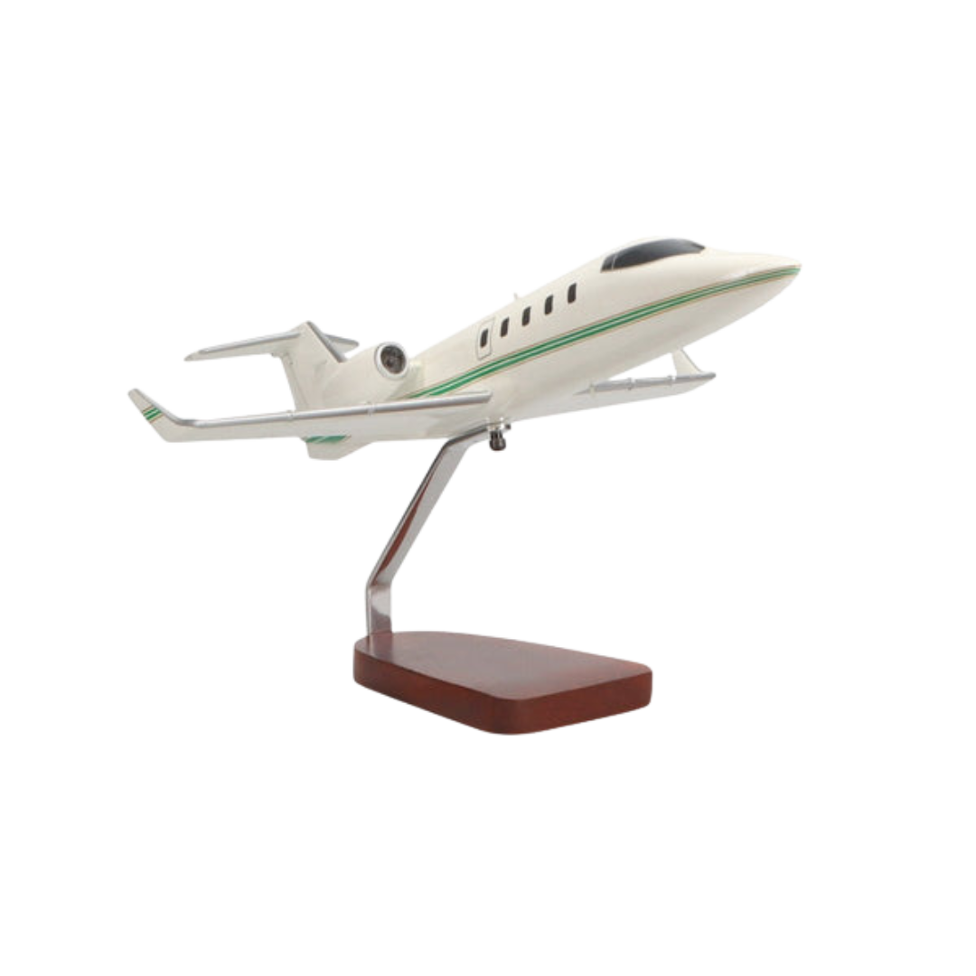 MODELO GRANDE DE CAOBA DE EDICIÓN LIMITADA LEARJET 55