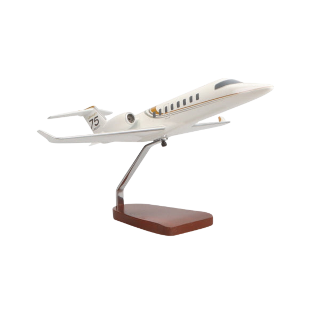 MODELO GRANDE DE CAOBA LEARJET 75 DE EDICIÓN LIMITADA