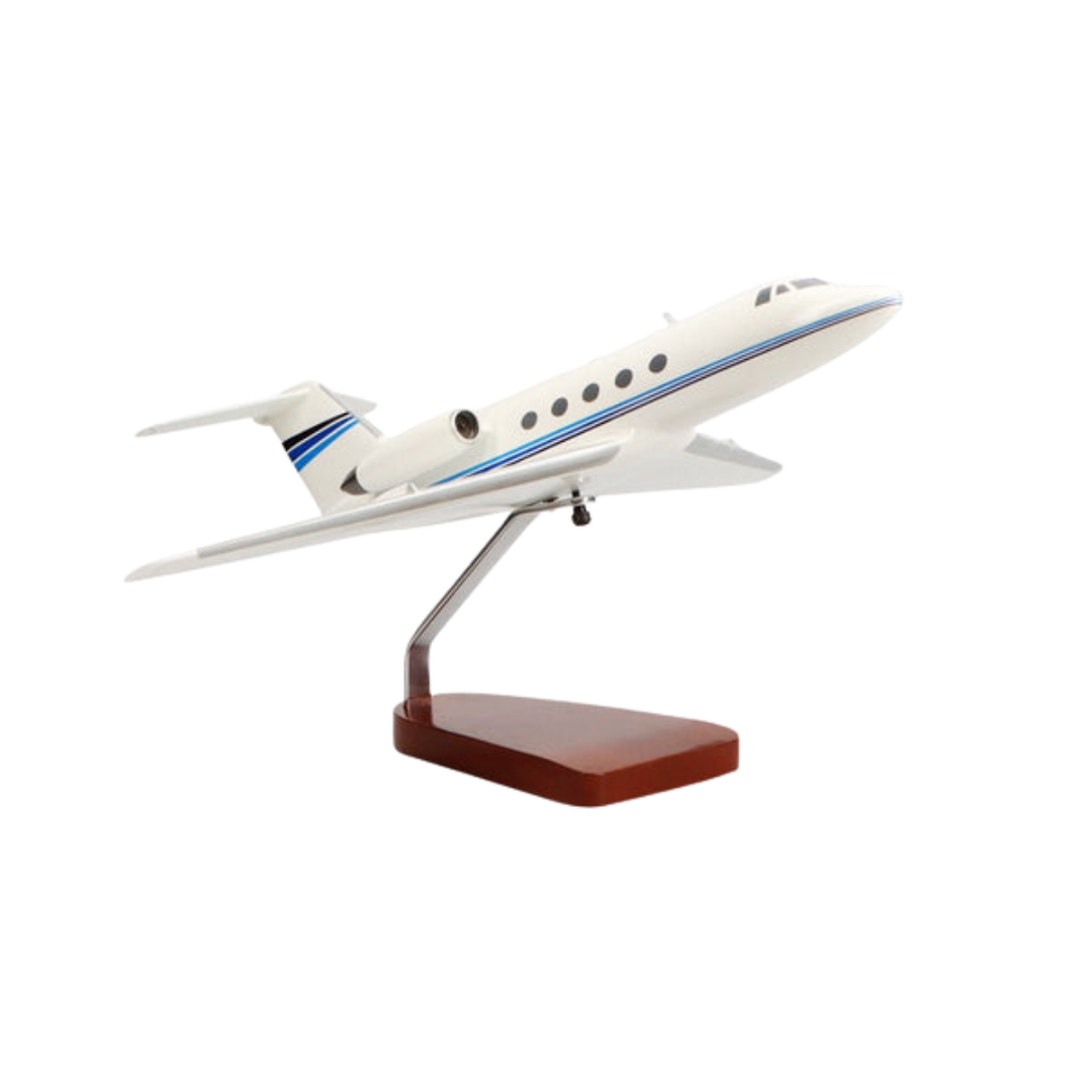 MODELO GRANDE DE CAOBA DE EDICIÓN LIMITADA GULFSTREAM II