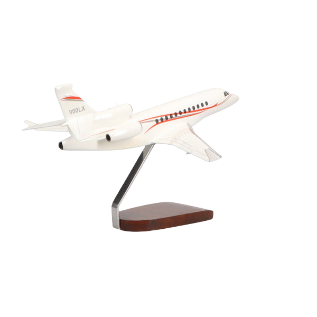 MODELO DASSAULT FALCON 900 DE EDICIÓN LIMITADA DE GRAN TAMAÑO EN CAOBA