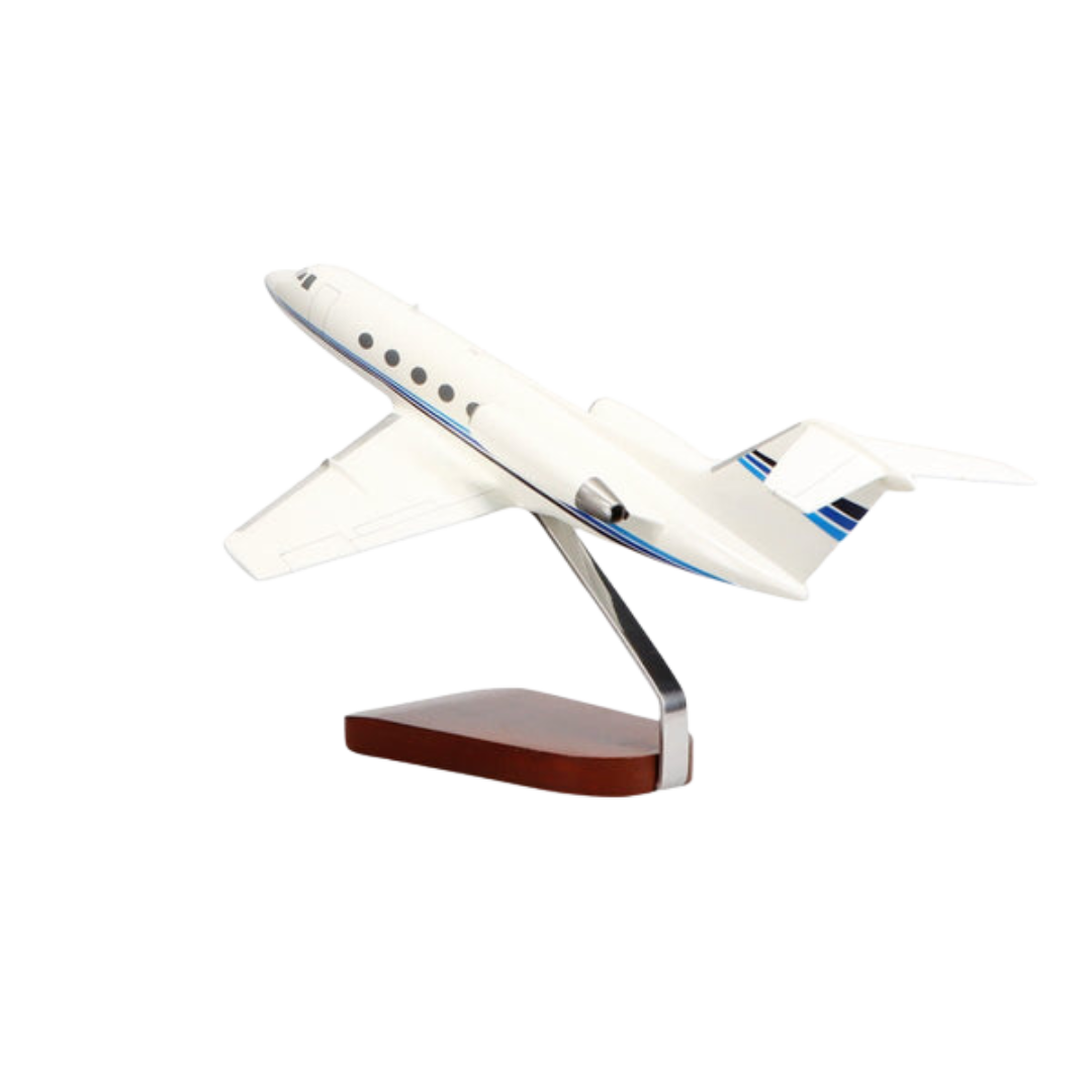 MODELO GRANDE DE CAOBA DE EDICIÓN LIMITADA GULFSTREAM II